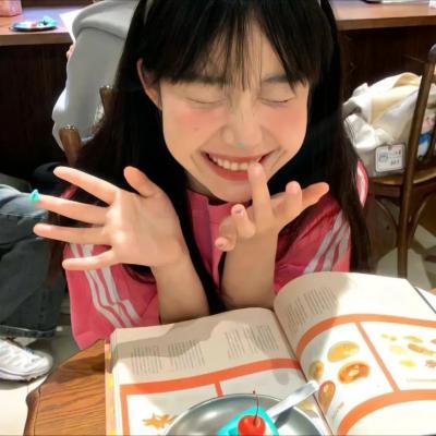 精灵高中:周五夜惊吓日